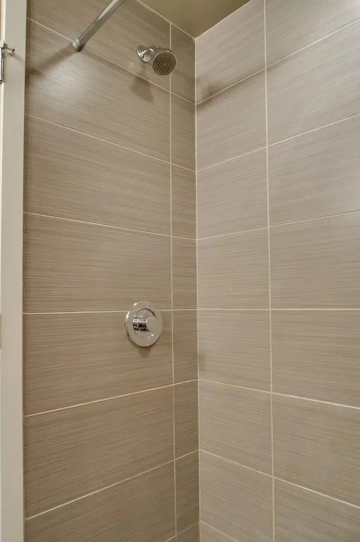 Nuvo Hotel Suites For Residence Calgary