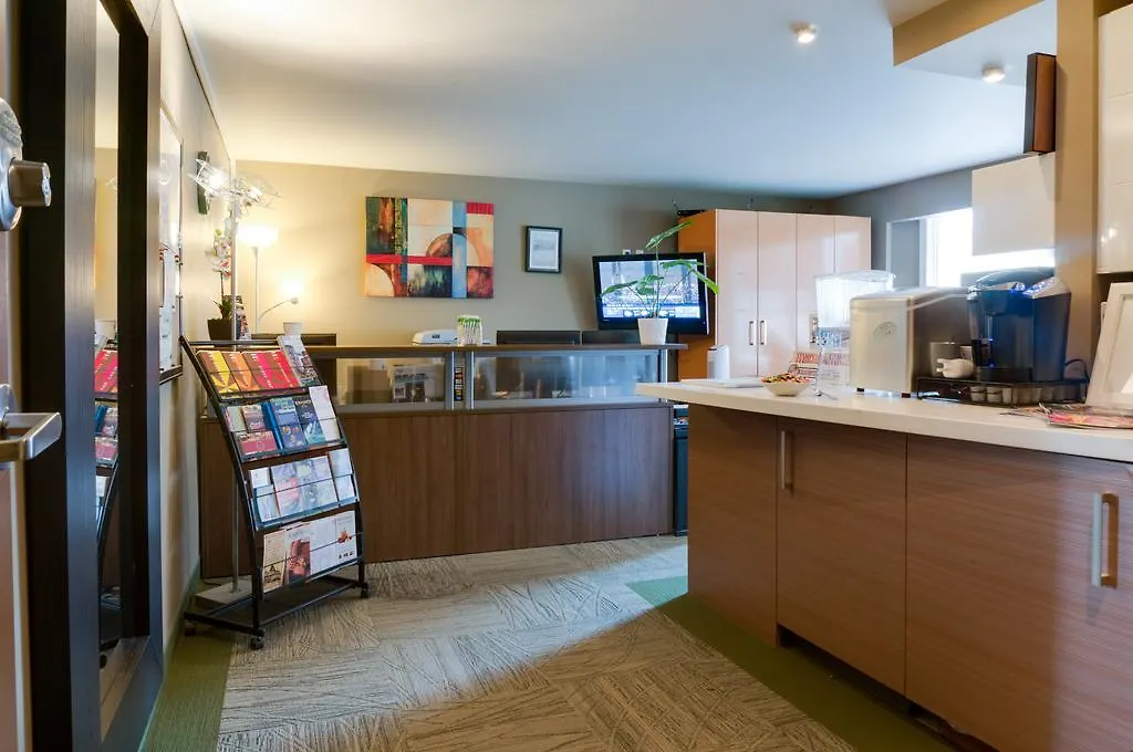 ***  NUVO Hotel Suites for Residence YYC Canadá