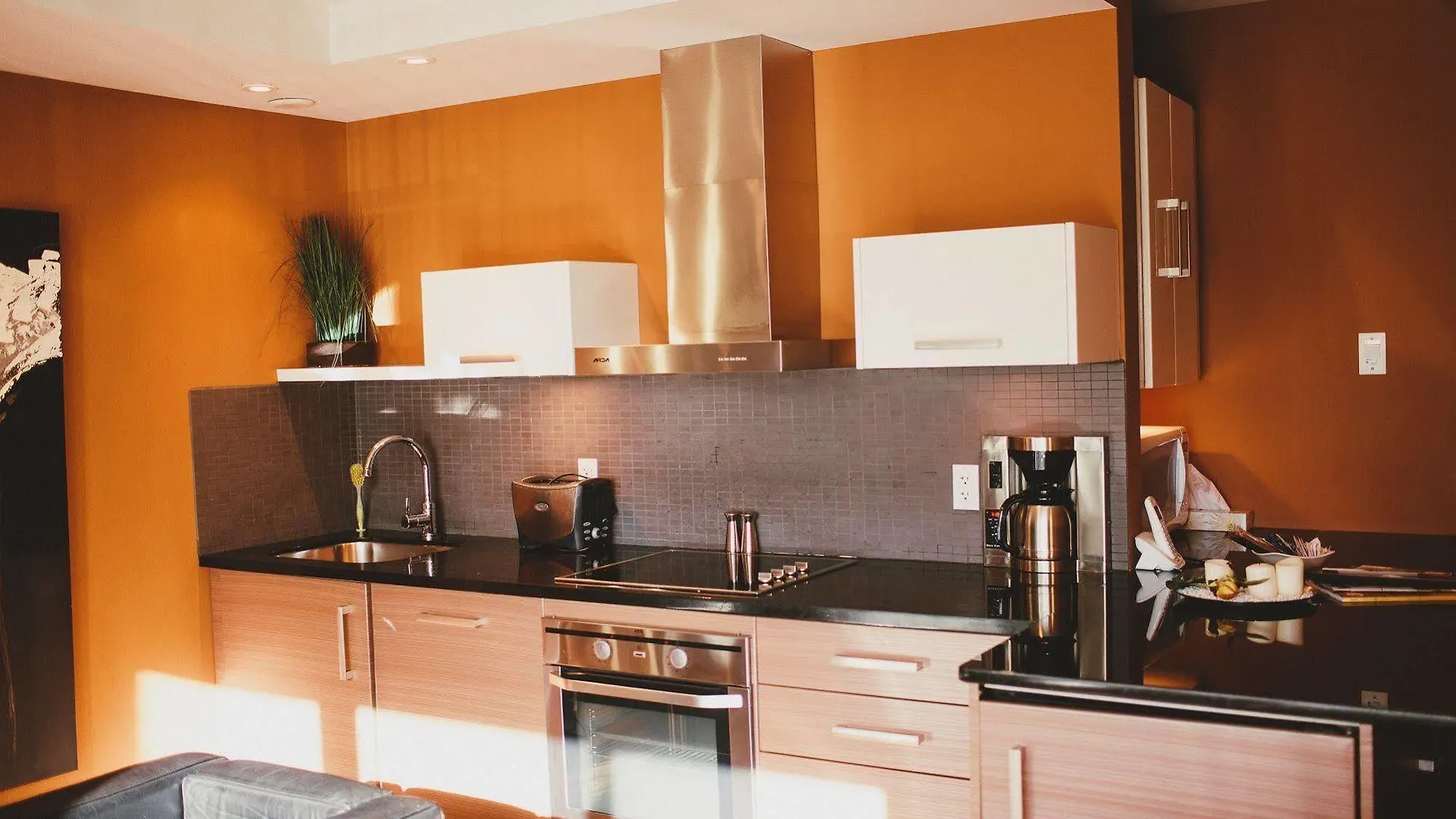 ***  Nuvo Hotel Suites For Residence Calgary Canada